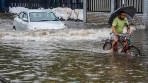 IMD ने की भारी बारिश होने की चेतावनी जारी, यहाँ होगा भारी जलभराव