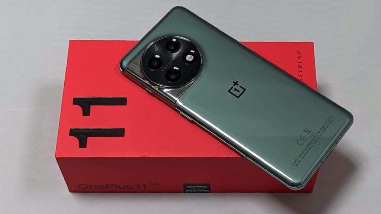 OnePlus Premium New 5G Smartphone: स्लिम डिजाइन, तगड़ी स्पीड और फ्यूचर-रेडी फीचर्स – जानें कीमत और स्पेसिफिकेशन!