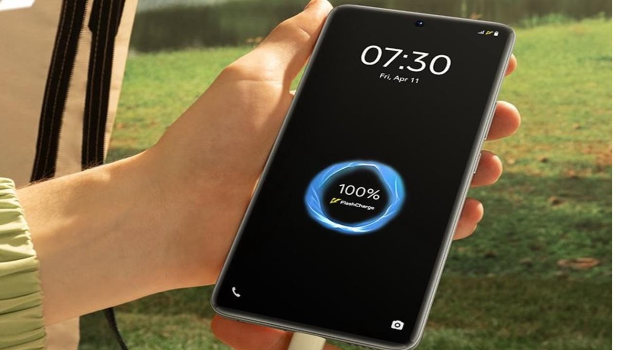 इस महीने लॉन्च होंगे ये 5 धांसू 5G स्मार्टफोन, एक में मिलेगी 7300mAh की बैटरी