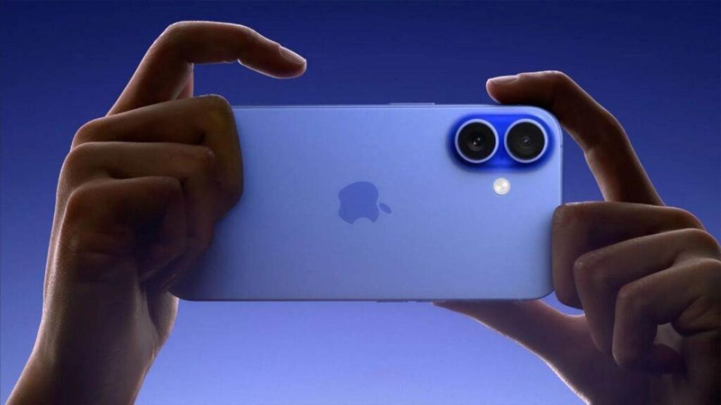 iPhone लेना है? Flipkart vs Amazon – कहां मिल रहा सबसे सस्ता, यहां जानें सारी डील्स एक साथ
